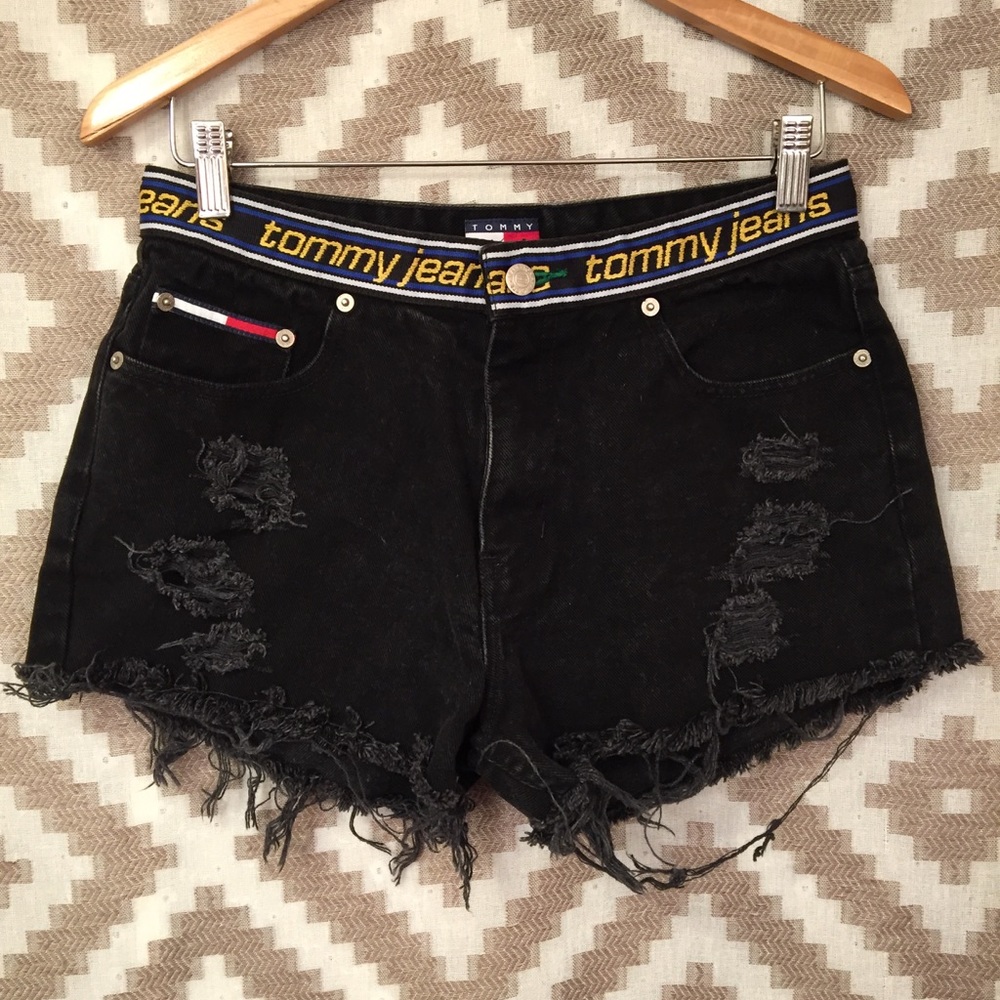 Vtg High Rise Tommy Hilfiger Logo Cut Off Shorts!